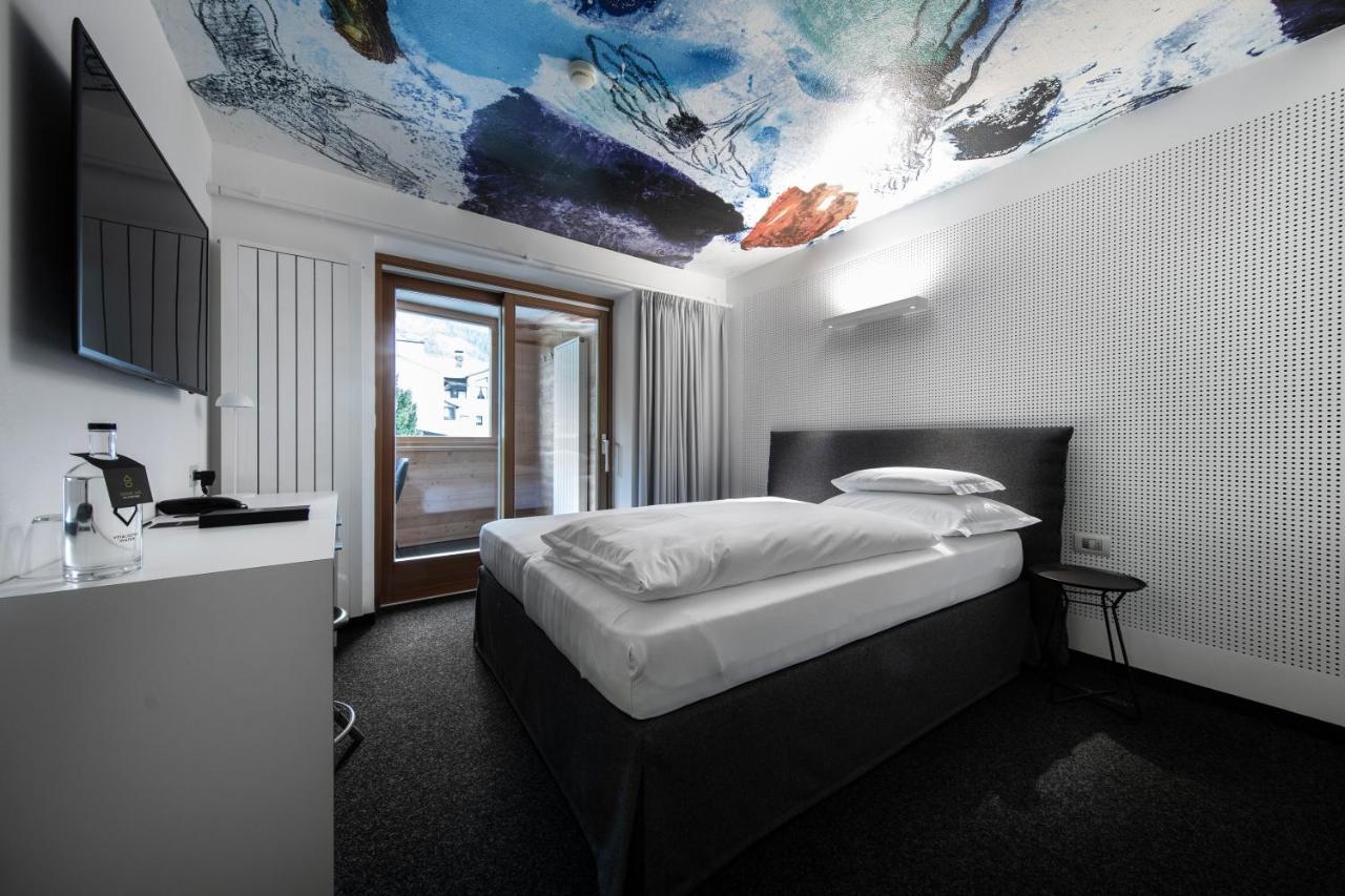 Standard Double or Twin Room,1106930811:JPEG