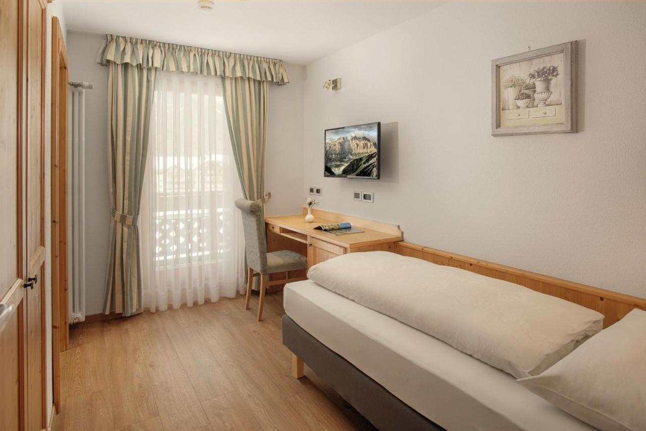 Single Room Balcony