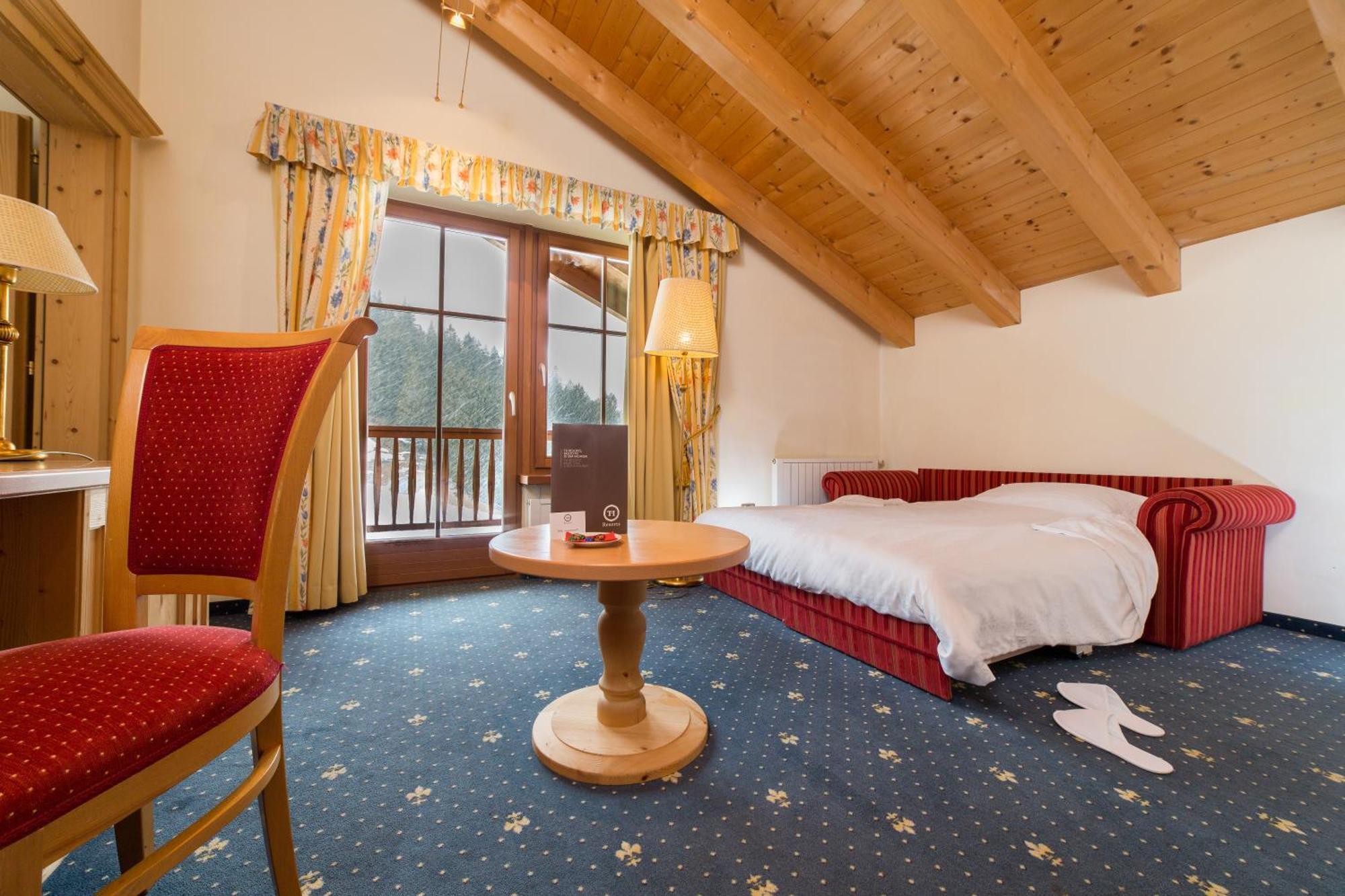 Superior Triple Room,1589142521:JPEG