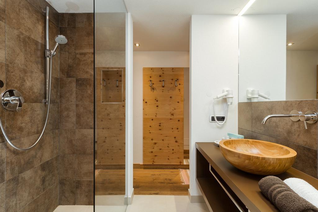 Deluxe Double or Twin Room Balcony